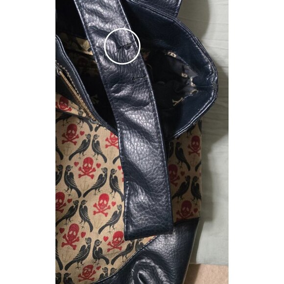 Loungefly ❤ Logo Skull & Crossbones Tote - Picture 10 of 10